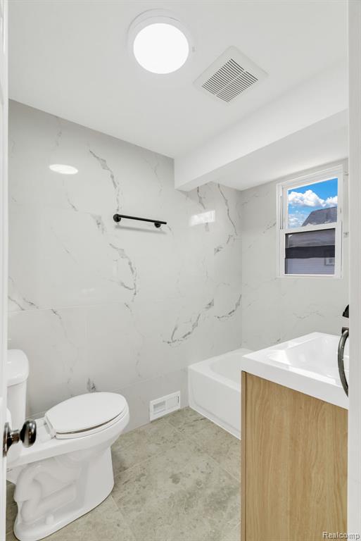 21044 Sunset Avenue Property Photo 18