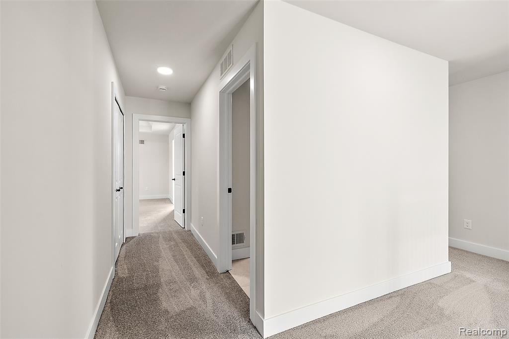 17824 Biscayne Drive Property Photo 30