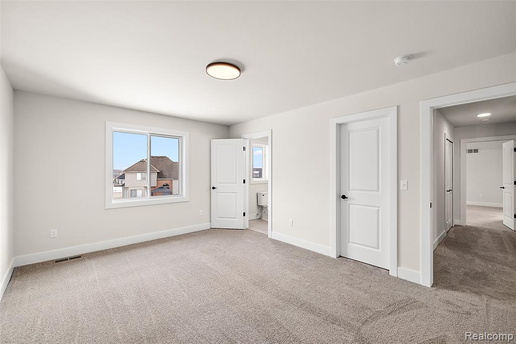 17824 Biscayne Drive Property Photo 32