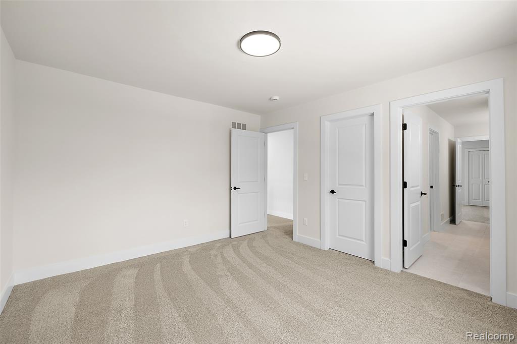 17824 Biscayne Drive Property Photo 46