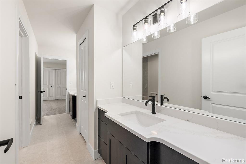 17824 Biscayne Drive Property Photo 47