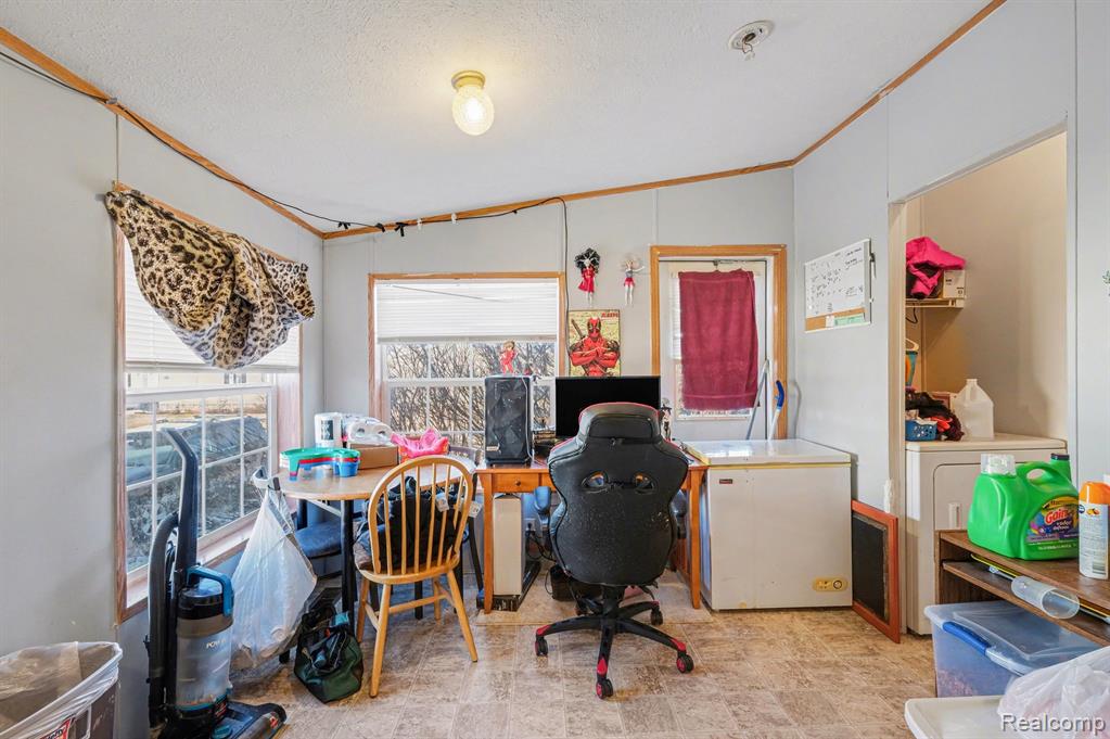 2055 Cedar Circle Property Photo 13