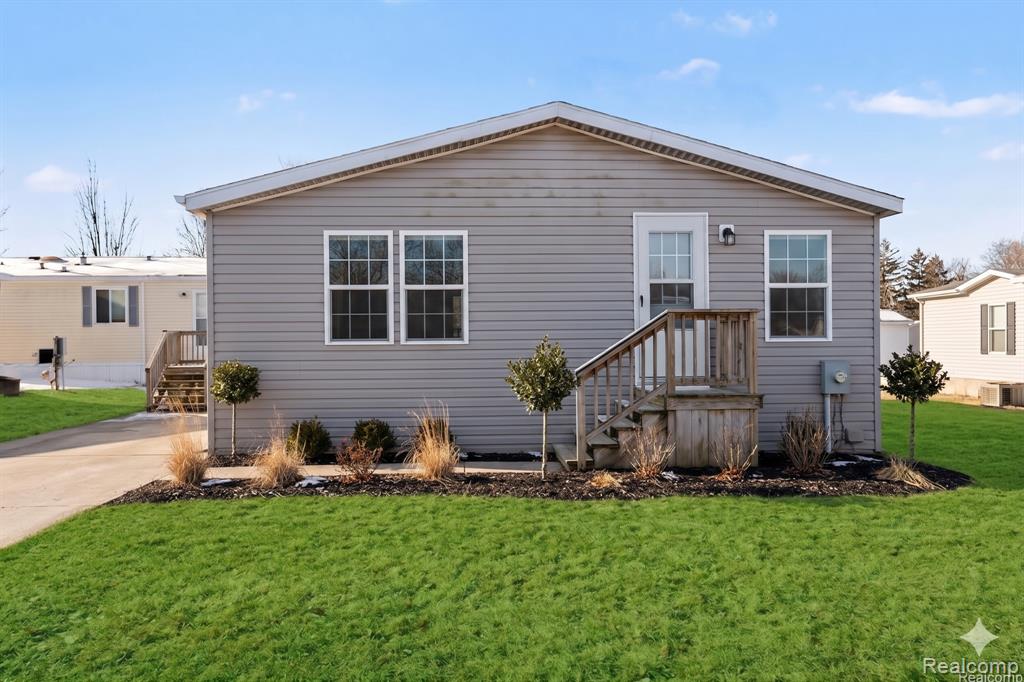 2055 Cedar Circle Property Photo 23