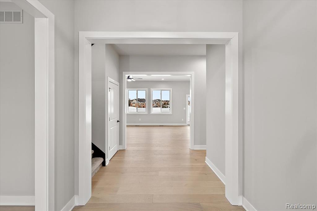 17827 Biscayne Drive Property Photo 20