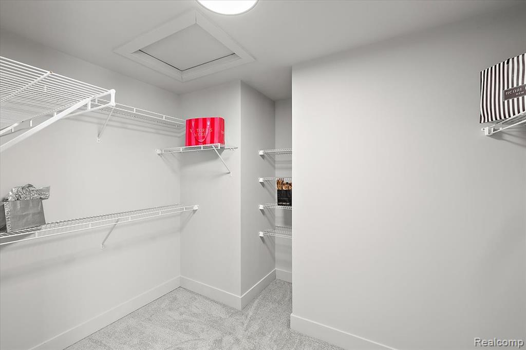 17827 Biscayne Drive Property Photo 34