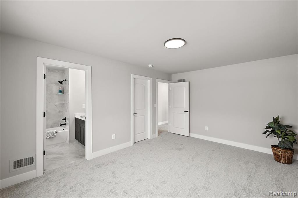 17827 Biscayne Drive Property Photo 36