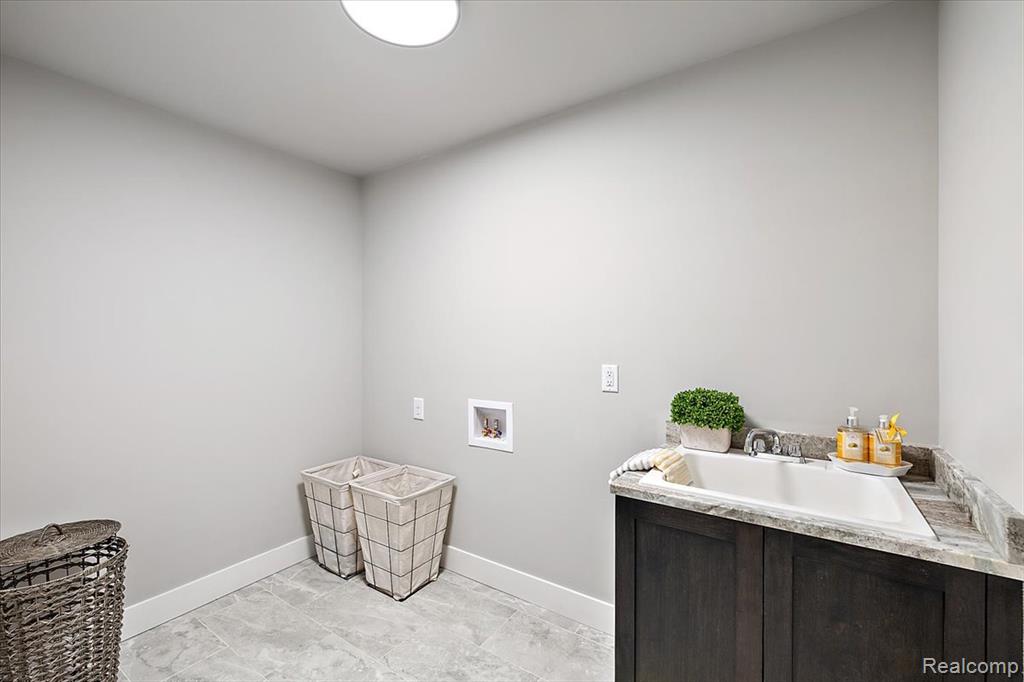 17827 Biscayne Drive Property Photo 49