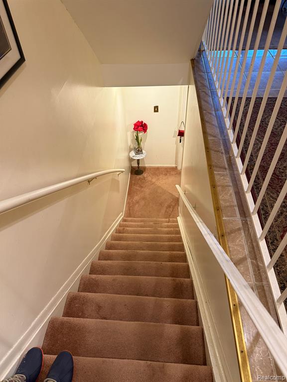 2110 Hyde Park Road Property Photo 2