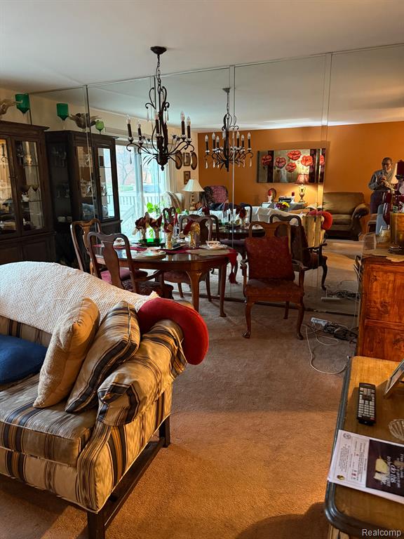 2110 Hyde Park Road Property Photo 17