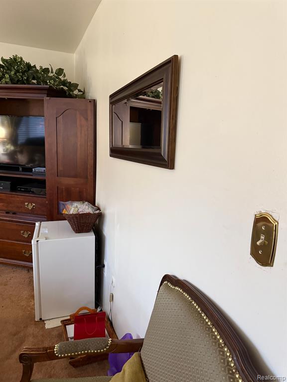 2110 Hyde Park Road Property Photo 28