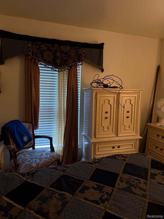 2110 Hyde Park Road Property Photo 36