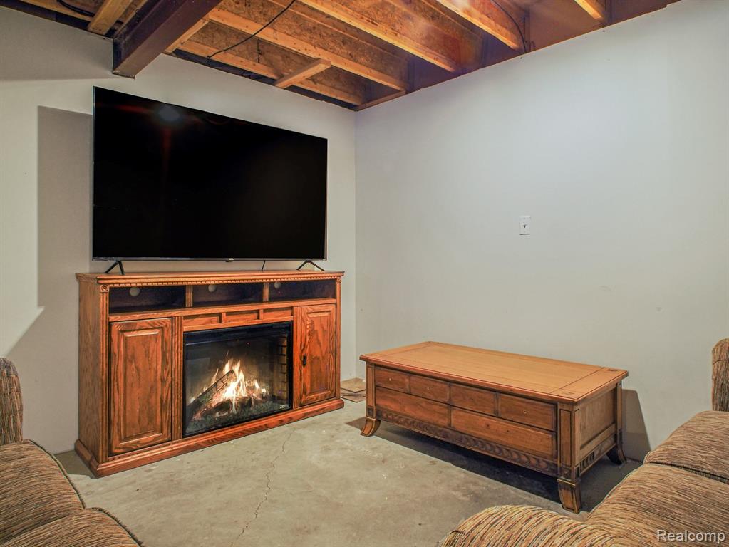 4086 Squire Hill Drive Property Photo 24