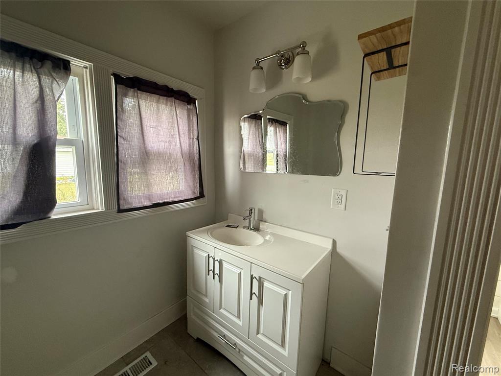 267 W Lincoln Road Property Photo 15
