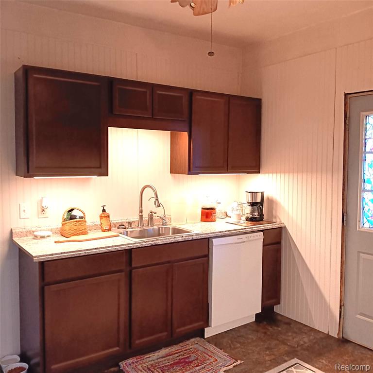 3739 Main Street Property Photo 17