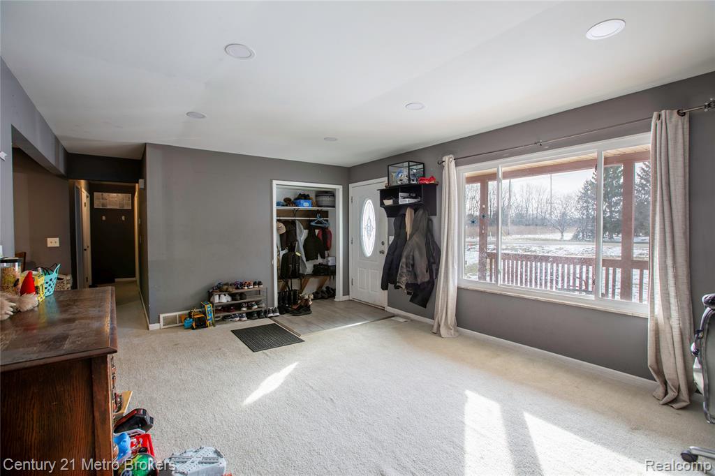 6101 Belsay Road Property Photo 2