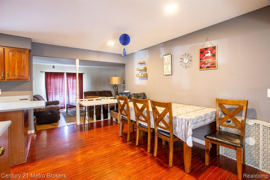 6101 Belsay Road Property Photo 12