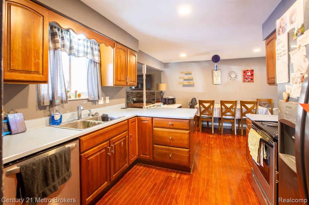 6101 Belsay Road Property Photo 15