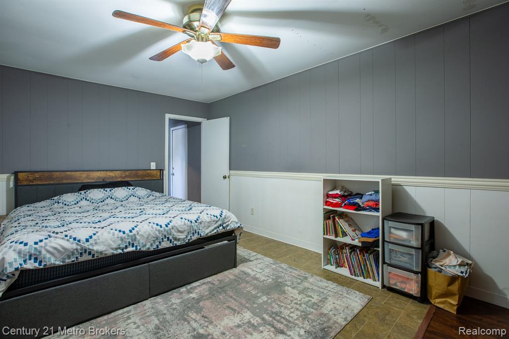 6101 Belsay Road Property Photo 20