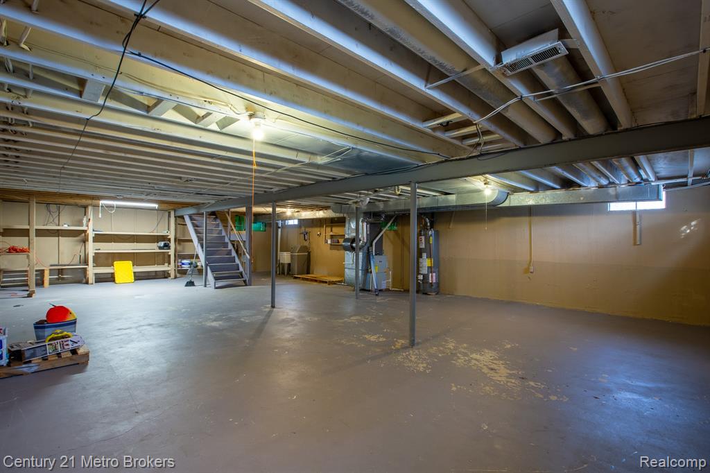 6101 Belsay Road Property Photo 22