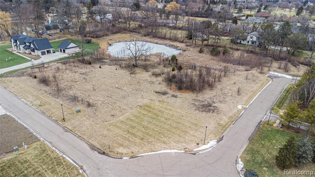 5 Fairway Trail Property Photo 6