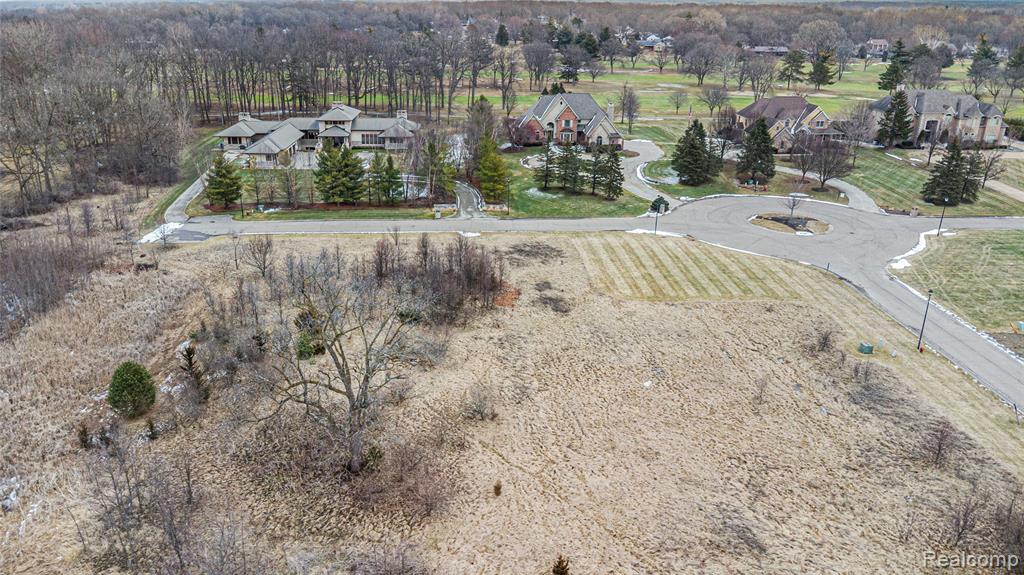5 Fairway Trail Property Photo 8