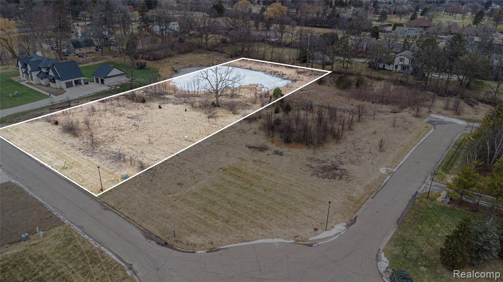 Unit 20 Fairway Trail Property Photo 4