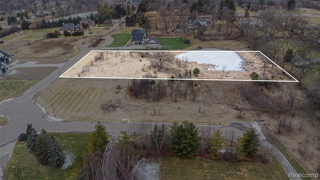 Unit 20 Fairway Trail Property Photo 5