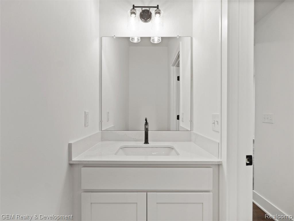 508 Village Lane Property Photo 11