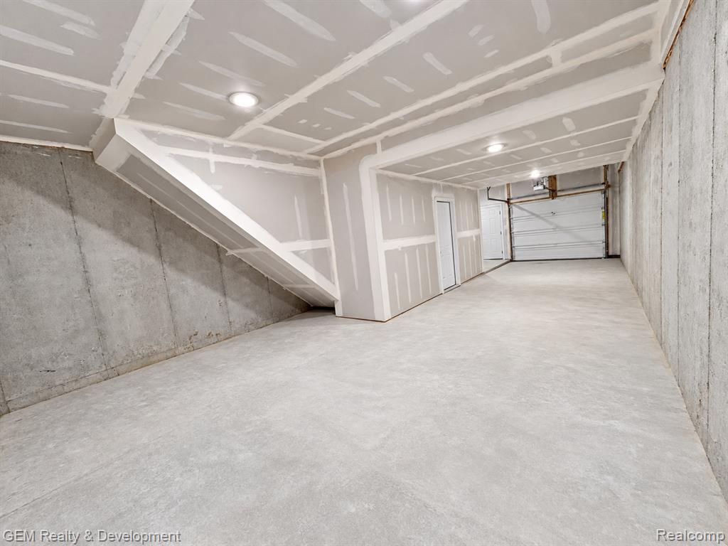 508 Village Lane Property Photo 26