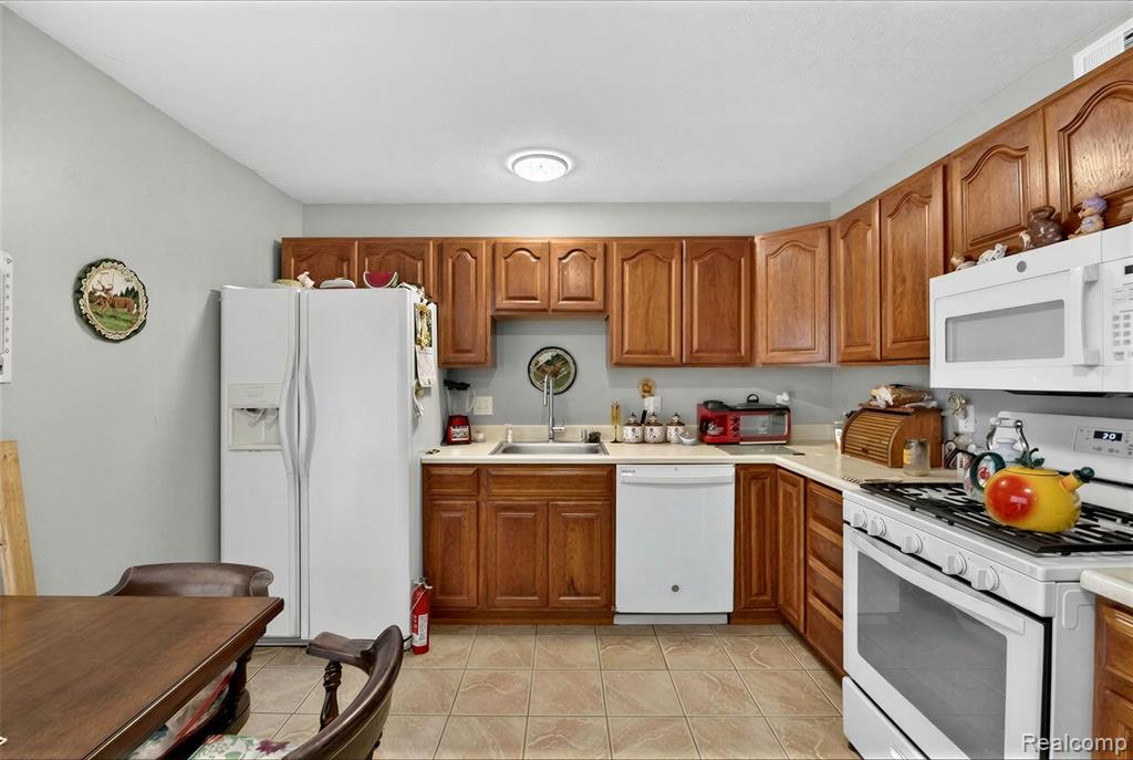 6198 Brancheau Road Property Photo 21