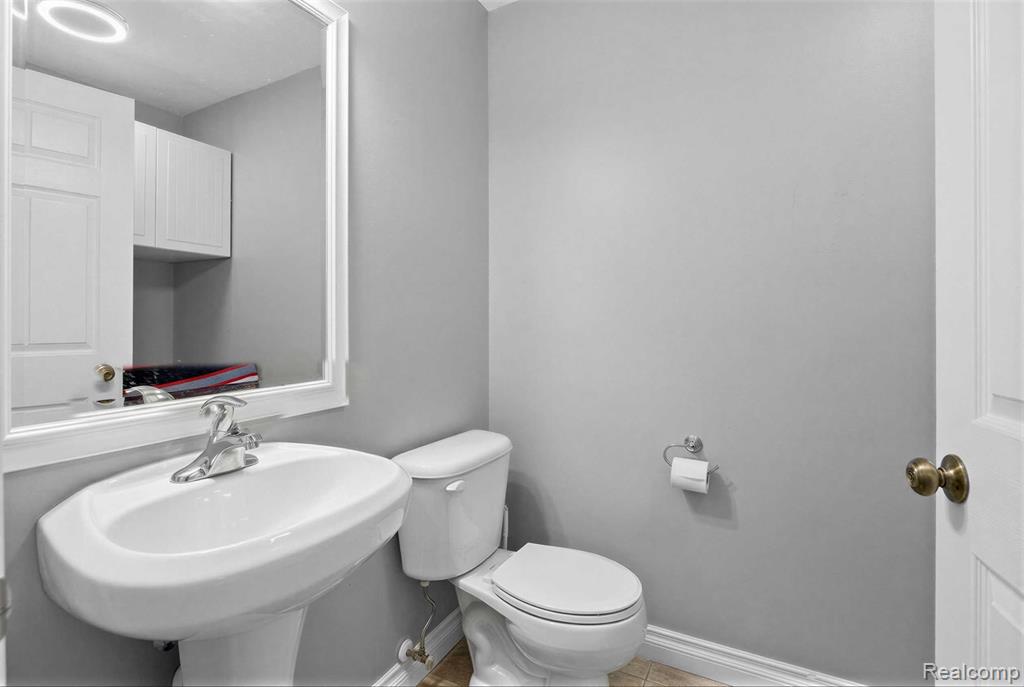 6198 Brancheau Road Property Photo 25