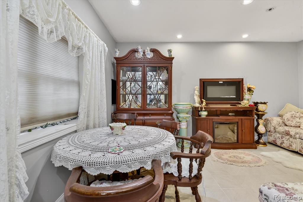 6198 Brancheau Road Property Photo 39