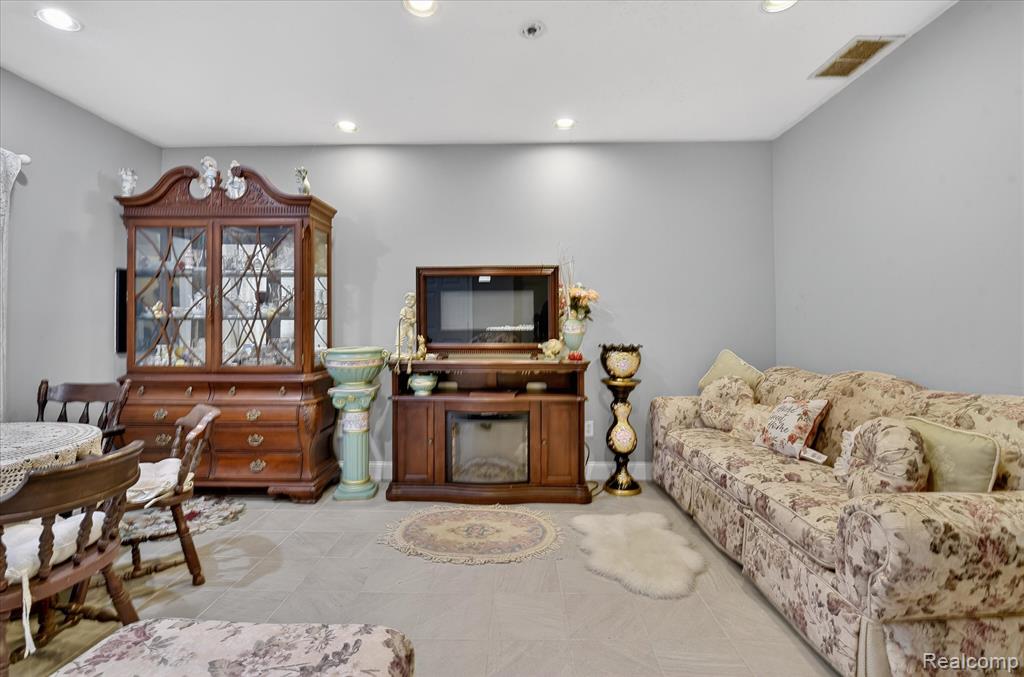 6198 Brancheau Road Property Photo 42