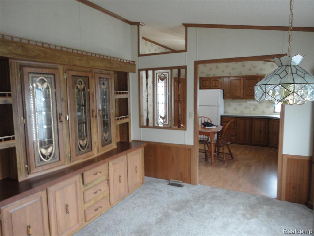 268 Highlands Property Photo 6