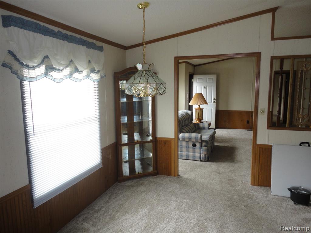 268 Highlands Property Photo 7
