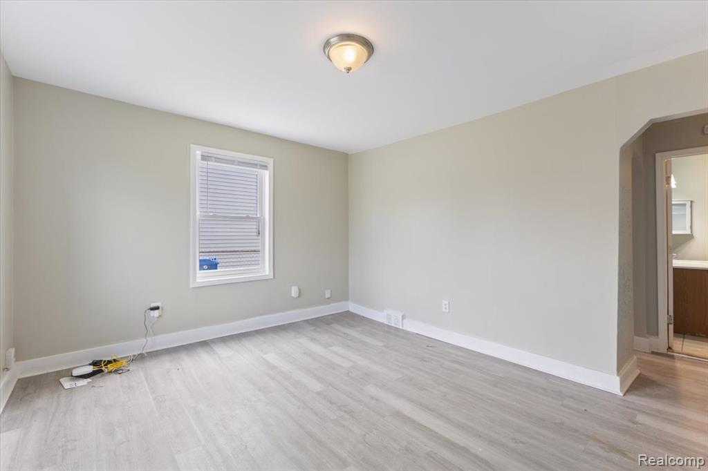 6808 Fisher Avenue Property Photo 2