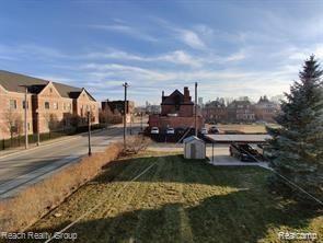 324 Eliot Street Property Photo 2