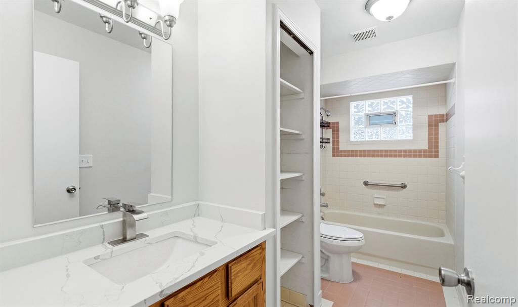 17108 Oconnor Avenue Property Photo 14