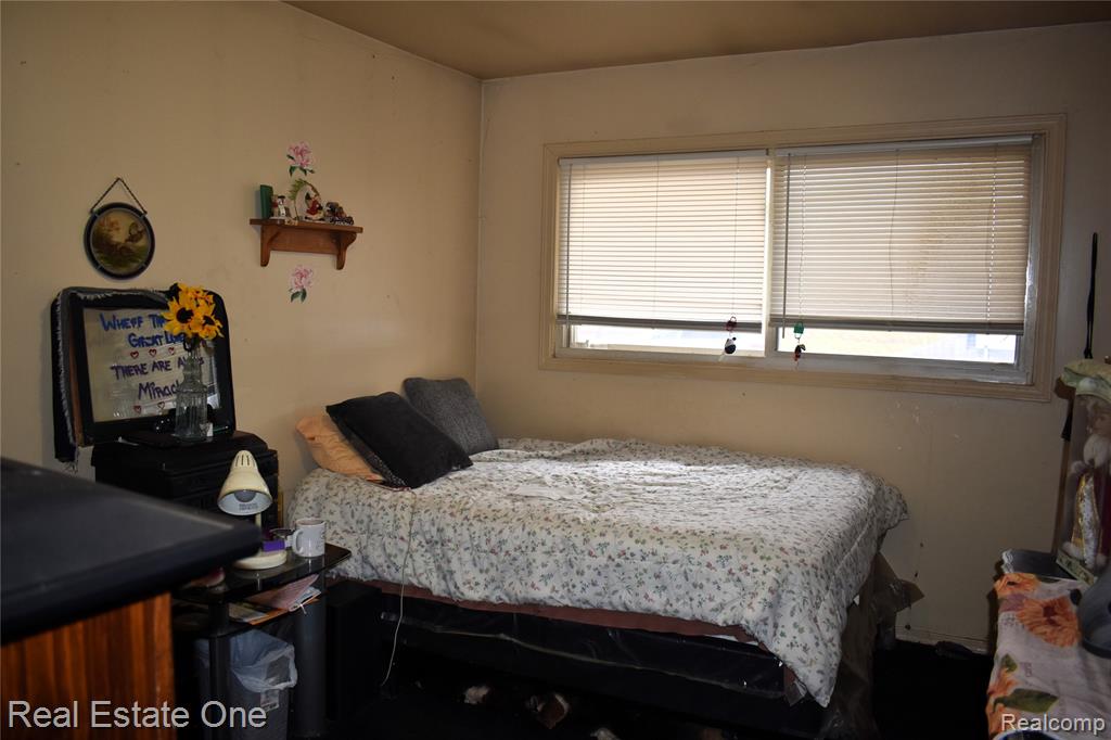 11319 Sherman Avenue Property Photo 10