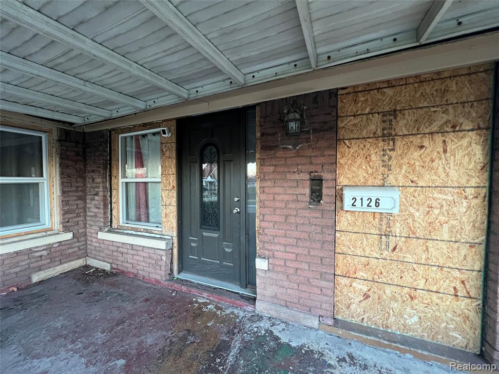 2126 S Deacon Street Property Photo 2