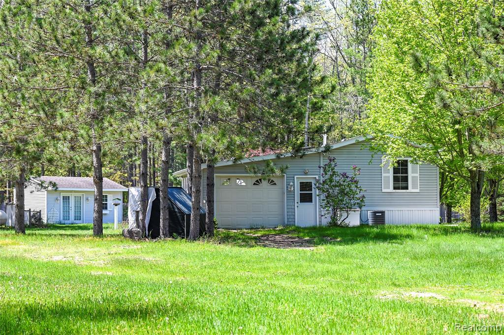 1094 Blamer Road Property Photo 4