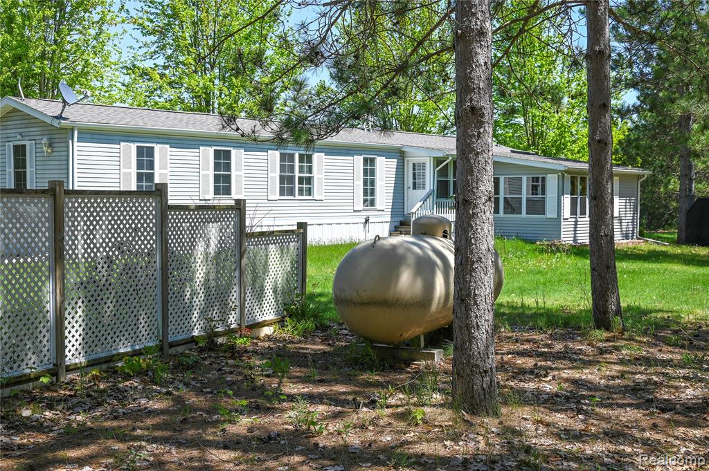 1094 Blamer Road Property Photo 5