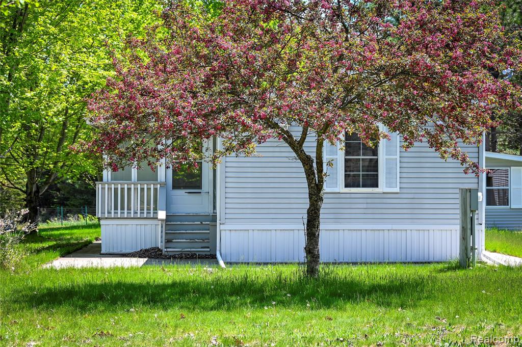 1094 Blamer Road Property Photo 8