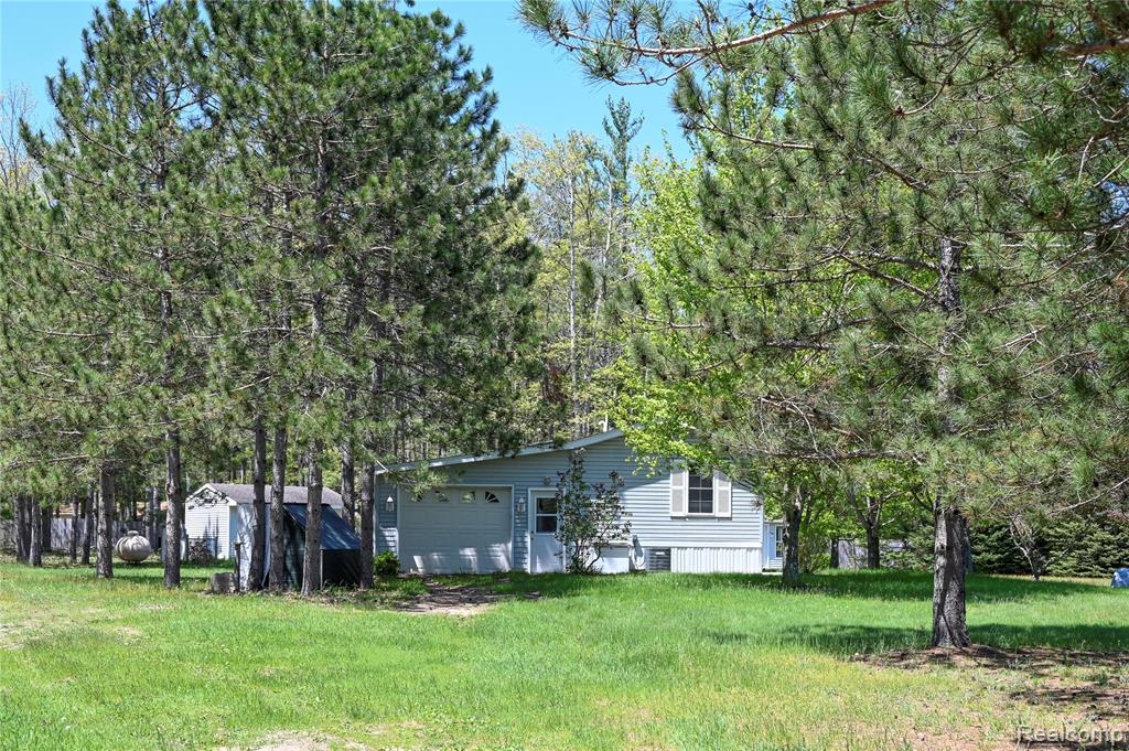 1094 Blamer Road Property Photo 13