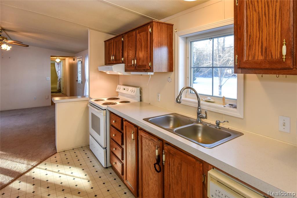 1094 Blamer Road Property Photo 32