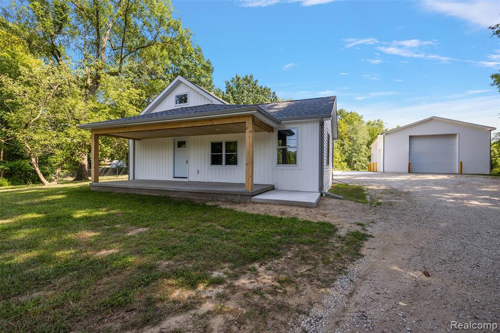 5771 Gratiot Avenue Property Photo 2