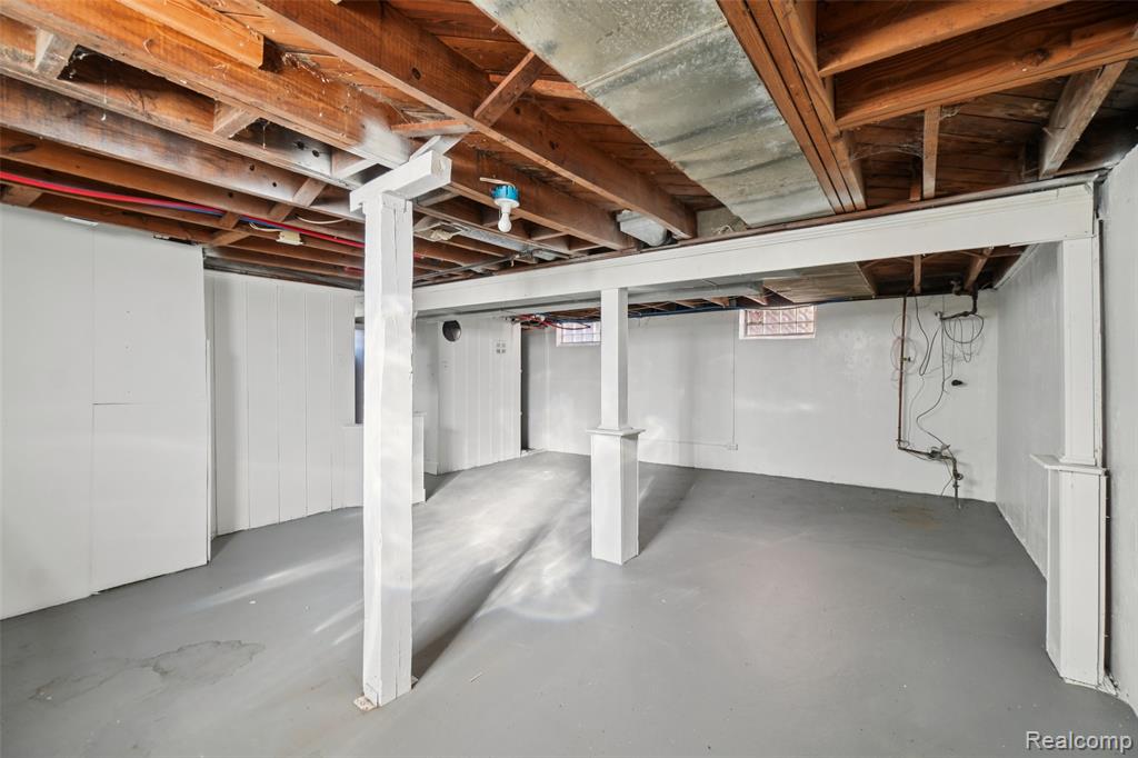 14141 Edmore Drive Property Photo 19