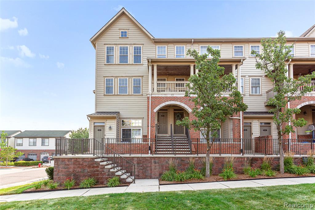 208 Amys Walk Property Photo 1
