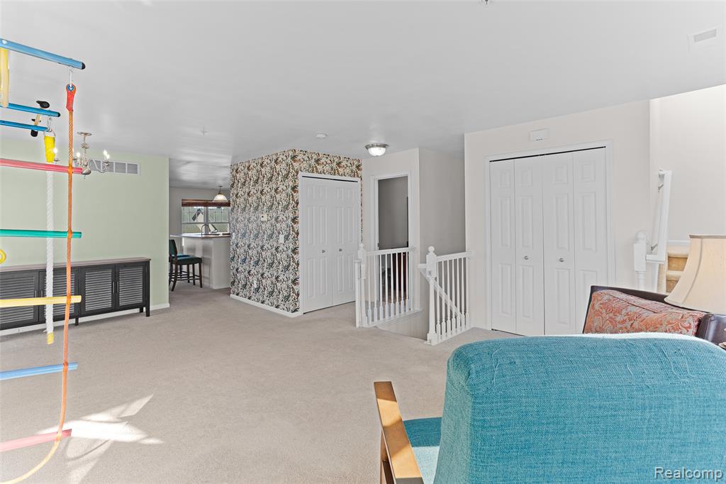 208 Amys Walk Property Photo 13