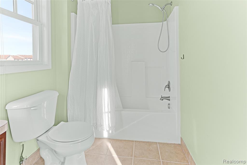 208 Amys Walk Property Photo 18